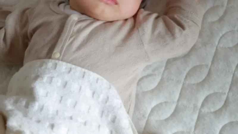 赤ちゃん　寝る